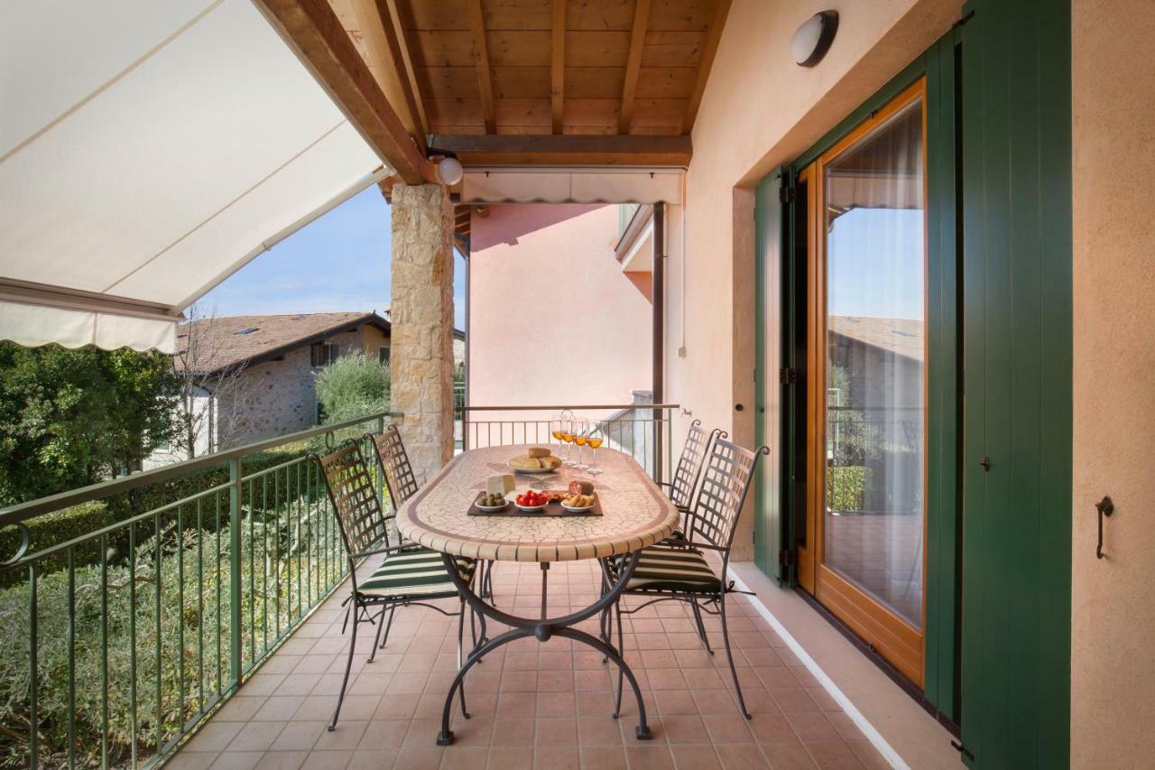 Appartamento Casa Minerva Albisano Esterno foto